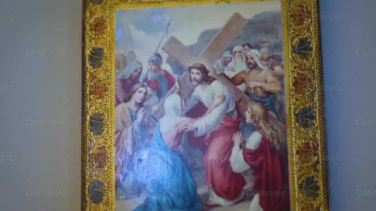 Vía Crucis (toma 2) - Banco de vídeos católicos - Fotografía por Cathopic