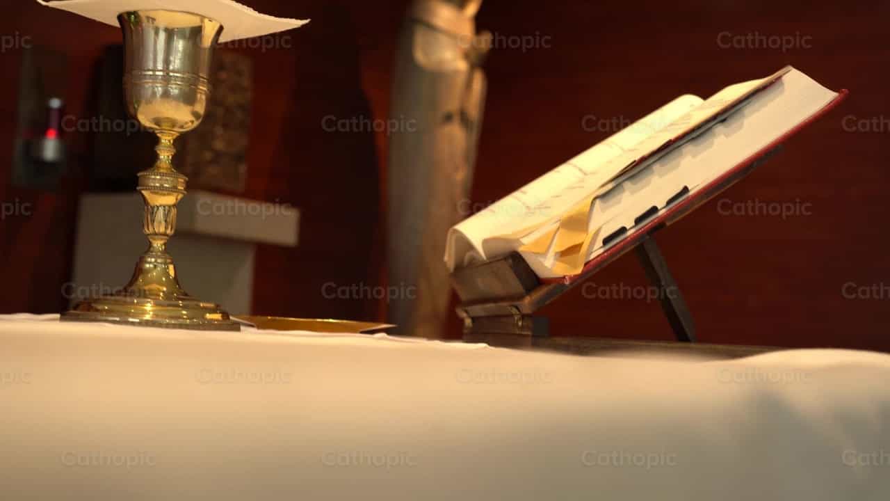 Bibliya - Mga Catholic stock video - Larawan ni Cathopic