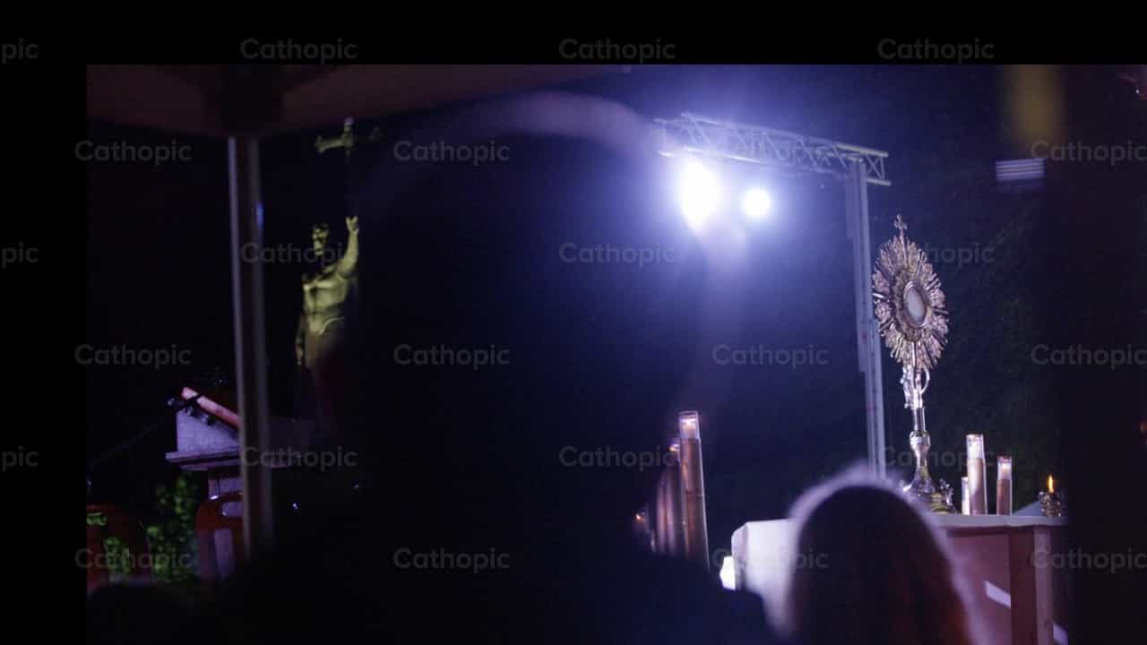 Eucharistic Adoration in Covadonga - Catholic stock videos - Photo by Catholic Stuff