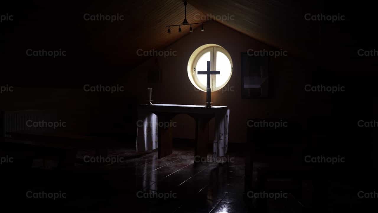 Kapelle - Katholische Stock-Videos