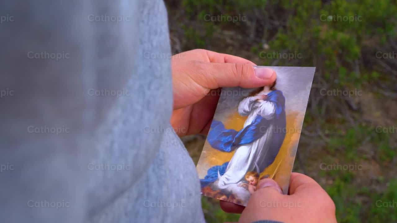 Cartão de Oração de Nossa Senhora da Assunção - Vídeos católicos de stock