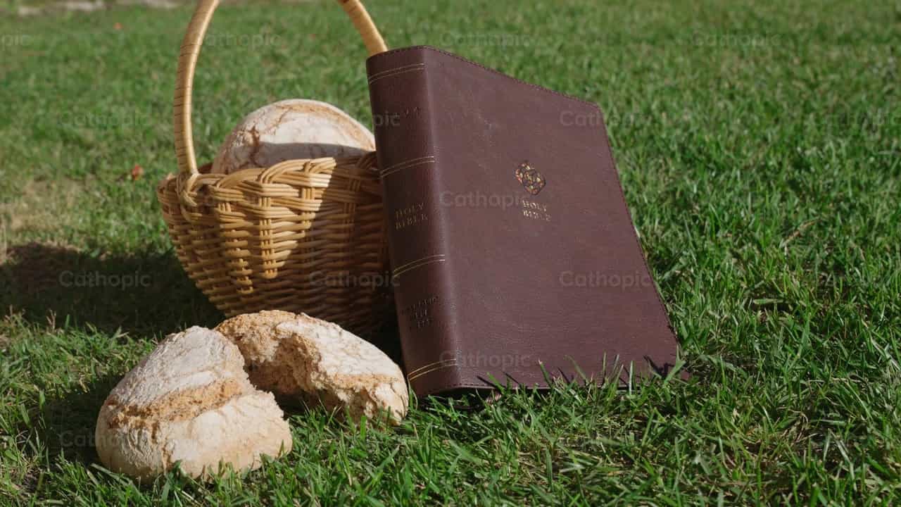 Bible and bread - Catholic stock videos - Photo by Santiago de la Hoz