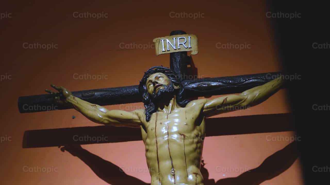 Cristo sufriendo (toma 1) - Banco de vídeos católicos