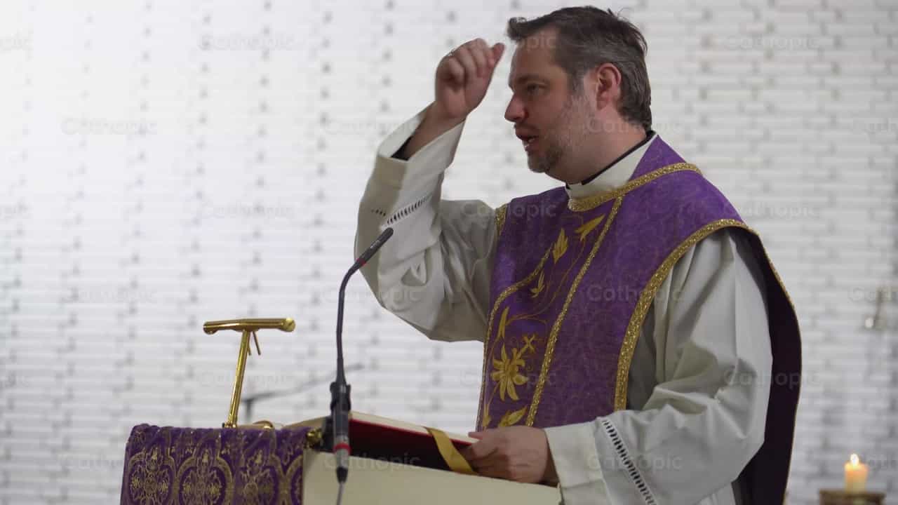 Priest preaching - Catholic stock videos - Photo by Cathopic