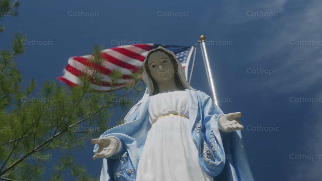 Nuestra Señora - Banco de vídeos católicos - Fotografía por Carlos Sierra