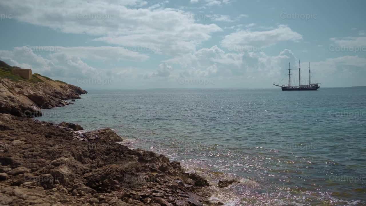 Barco viejo - Banco de vídeos católicos - Fotografía por Lupe Belmonte