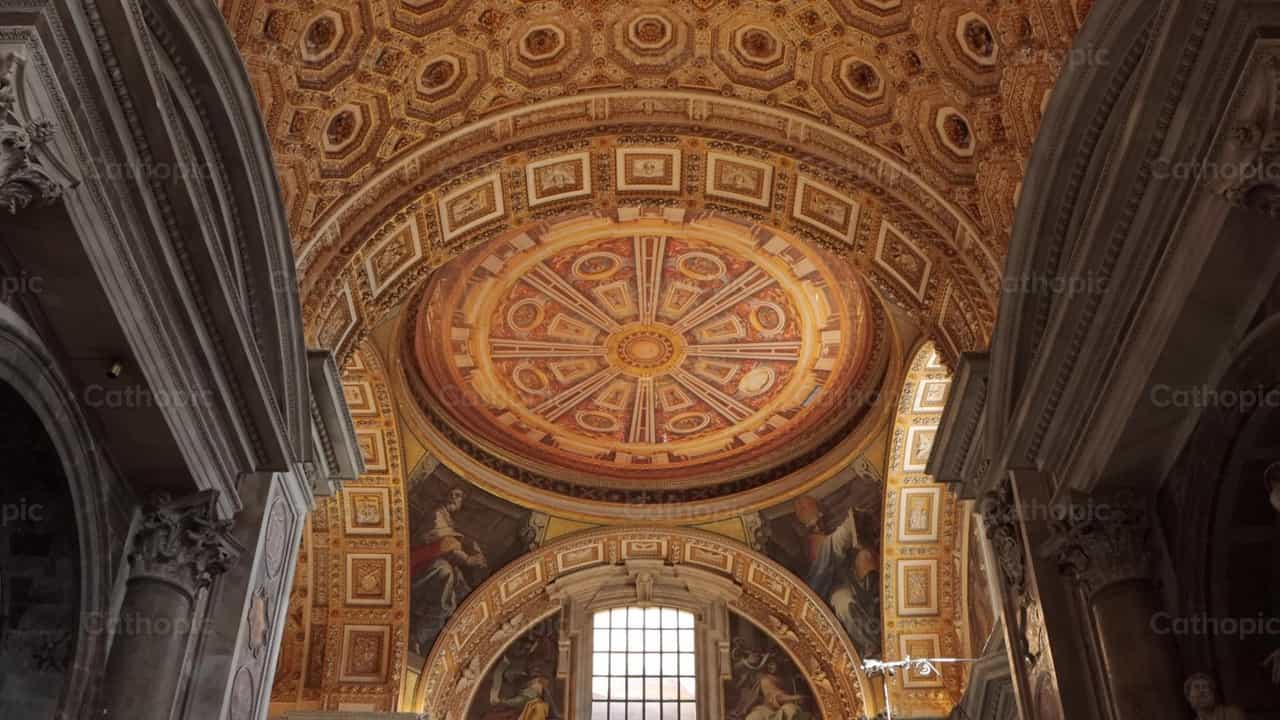 Basilica de San Pedro - Banco de vídeos católicos - Fotografía por Frames Cristianos