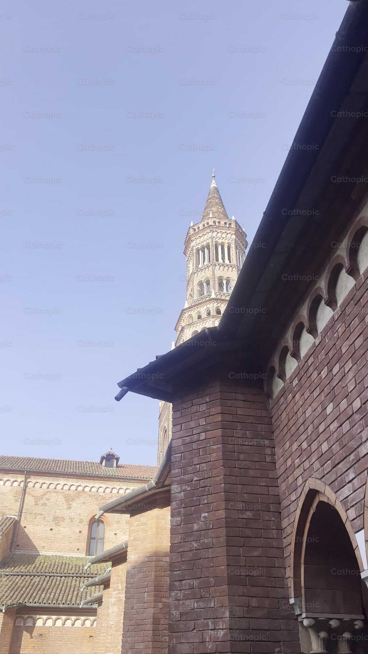 Monasterio - Banco de vídeos católicos