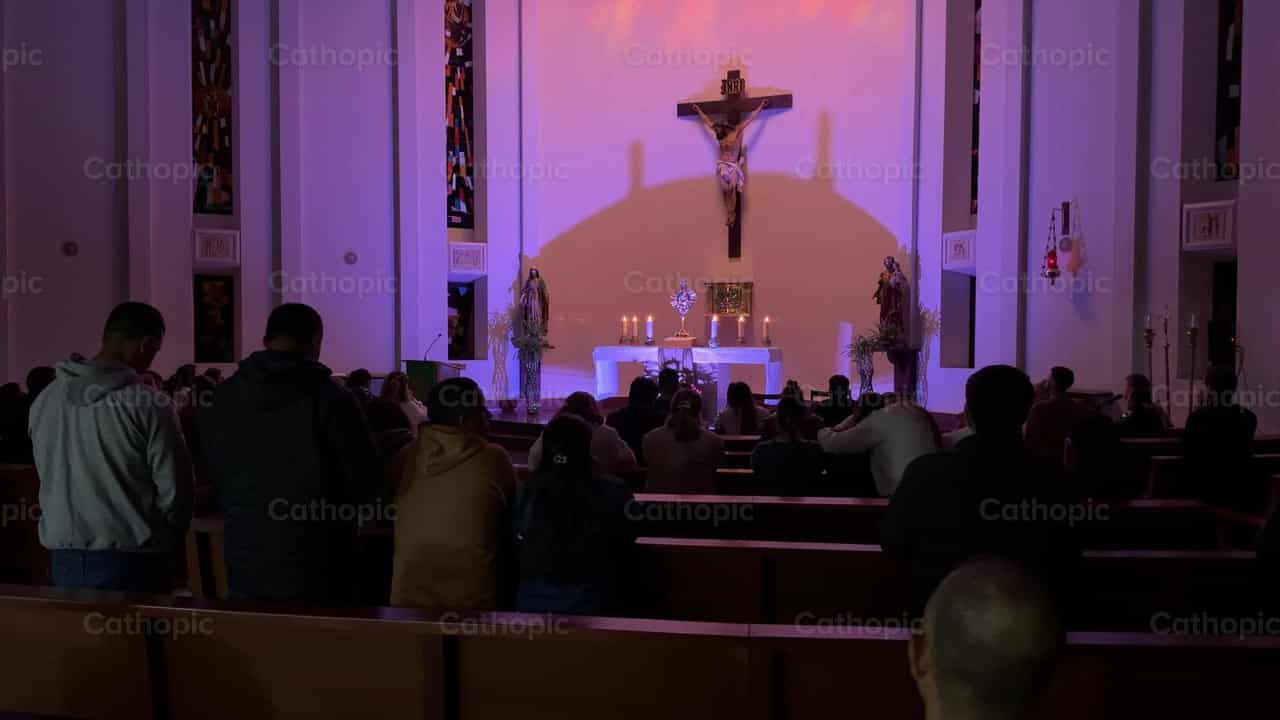 Eucharistic Adoration - Catholic stock videos - Photo by Eduardo Perdomo