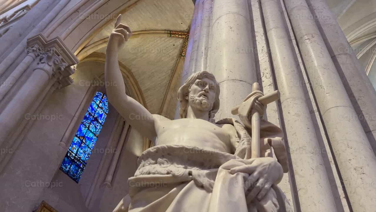 Escultura de San Juan Bautista - Banco de vídeos católicos