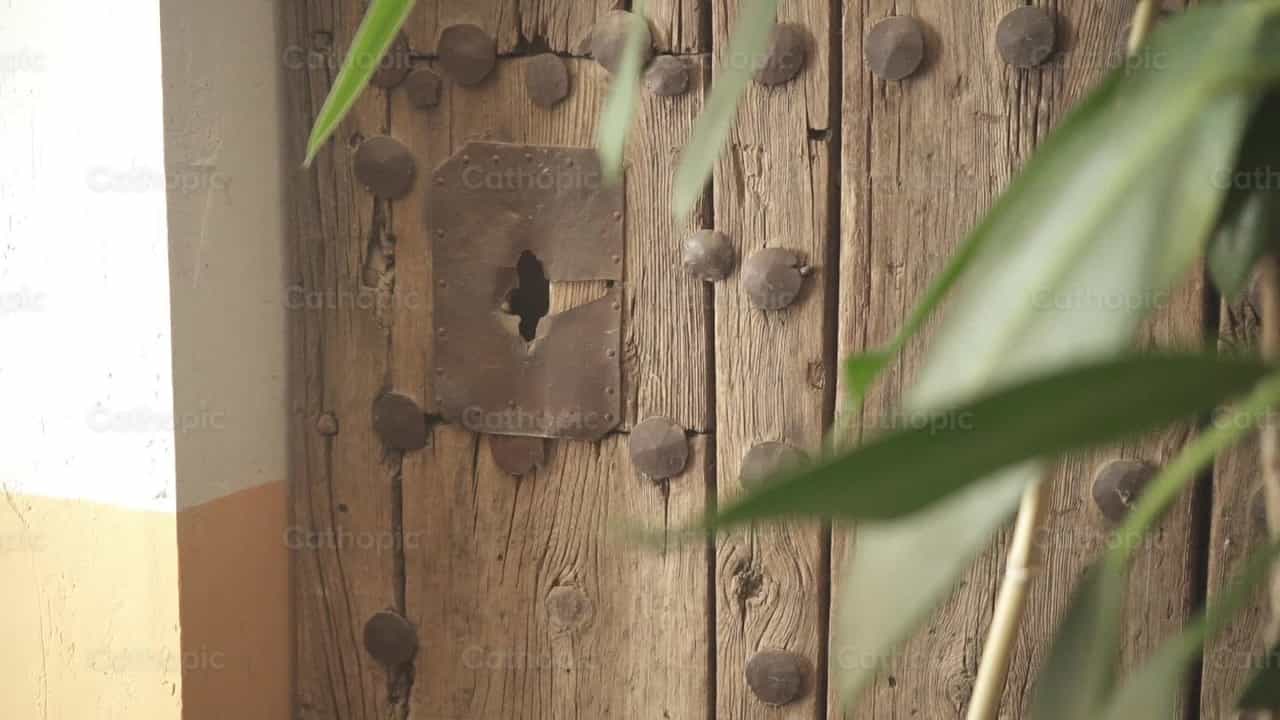 Door - Catholic stock videos - Photo by Lupe Belmonte