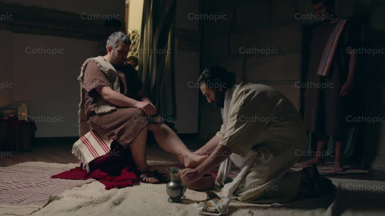 Peter and Jesus, washing of the feet - Catholic stock videos - Photo by Cathopic