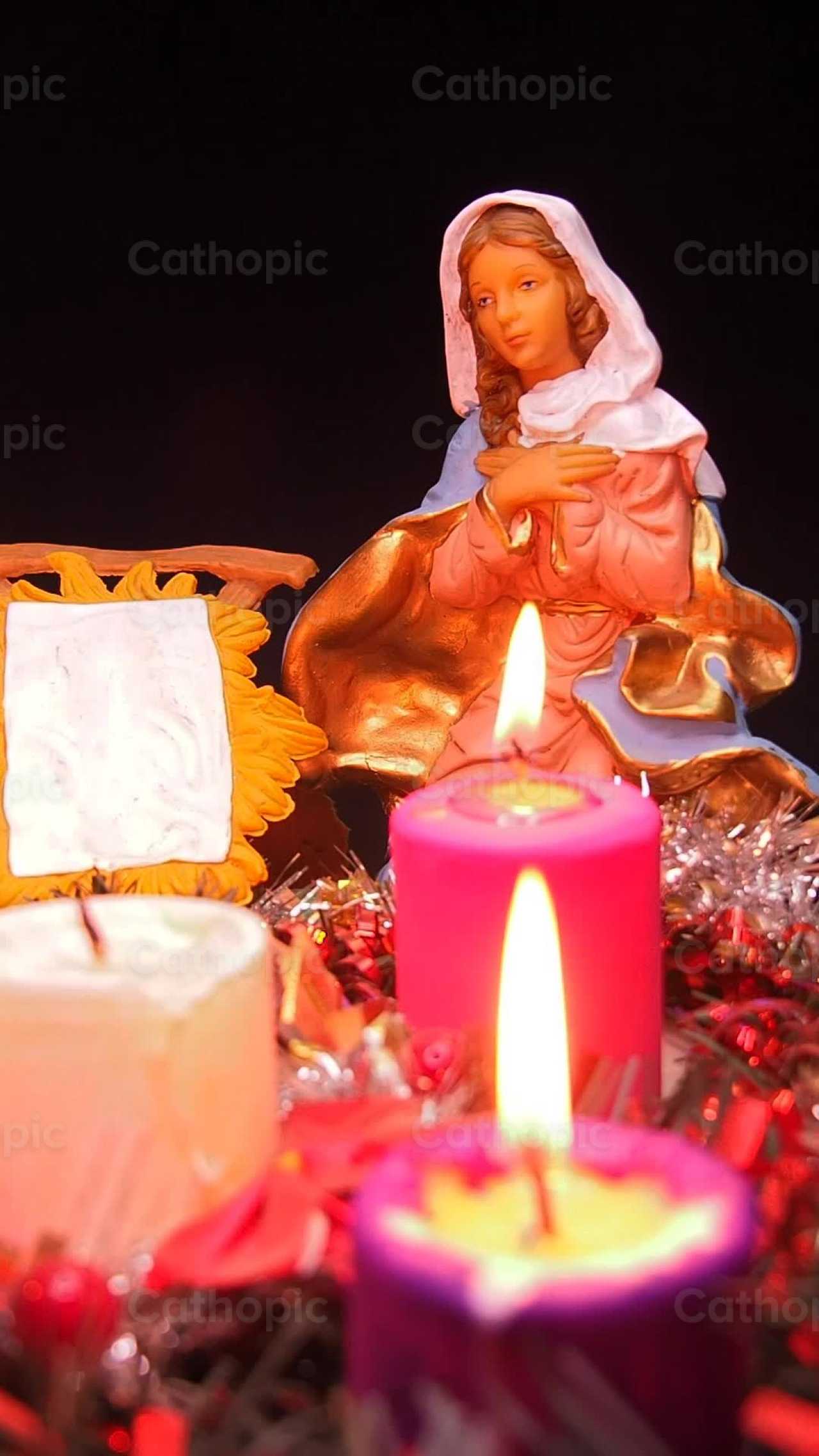 Corona de adviento - Banco de vídeos católicos - Fotografía por Pitangus Alfonso Asensio