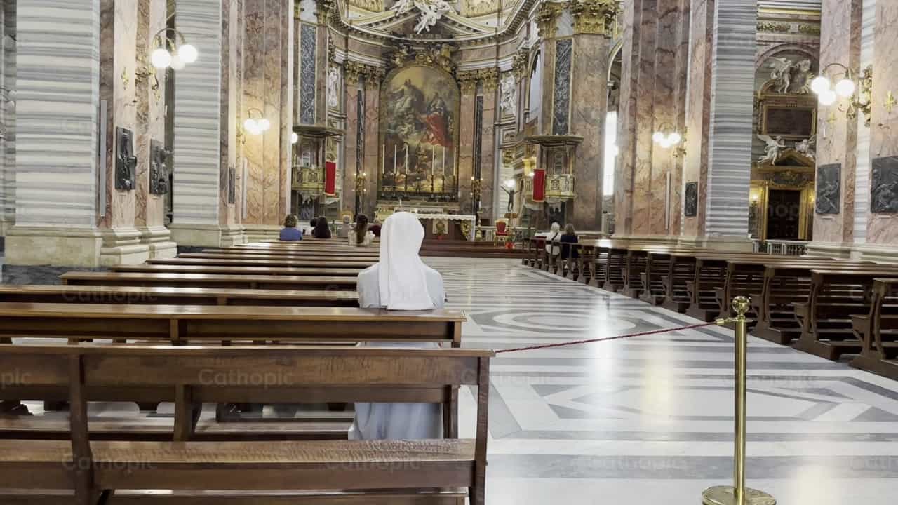 Prière - Vidéos catholiques de stock