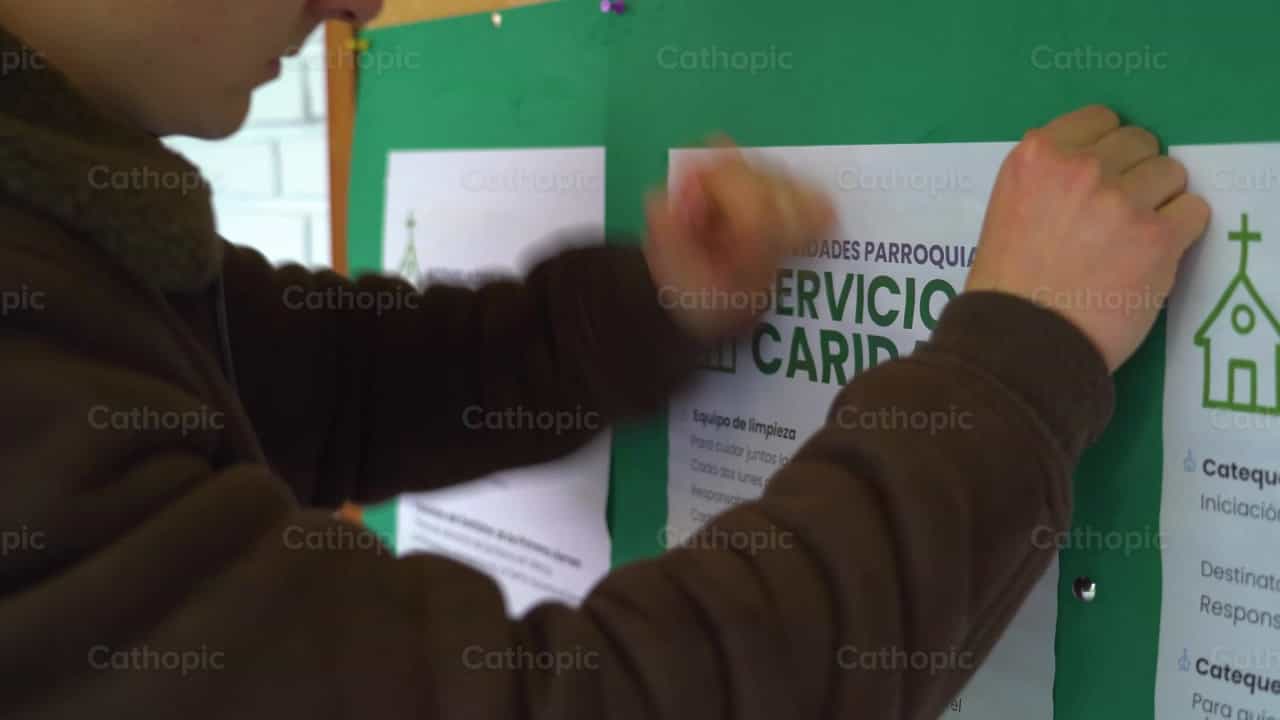 Serviço e Caridade - Vídeos católicos de stock - Foto de Cathopic
