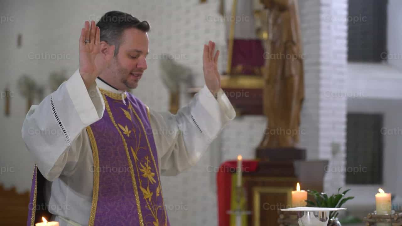 Priest celebrating Mass - Catholic stock videos - Photo by Cathopic