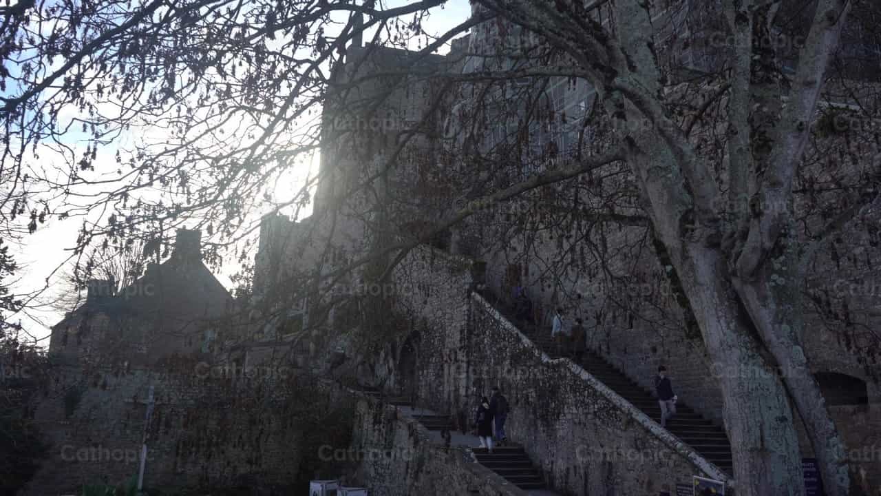 El Monte Saint-Michel - Banco de vídeos católicos - Fotografía por Lupe Belmonte