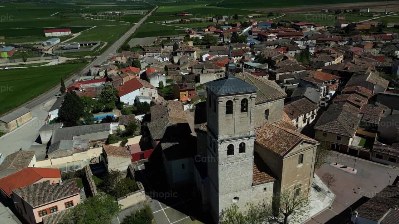 Pueblo Valoria la Buena - Banco de vídeos católicos - Fotografía por Santiago de la Hoz