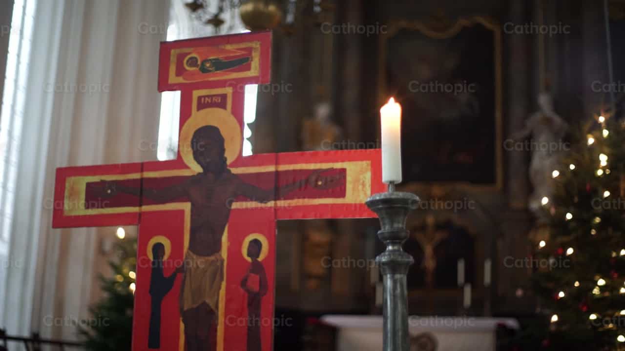 Cruz - Banco de vídeos católicos - Fotografía por Lupe Belmonte