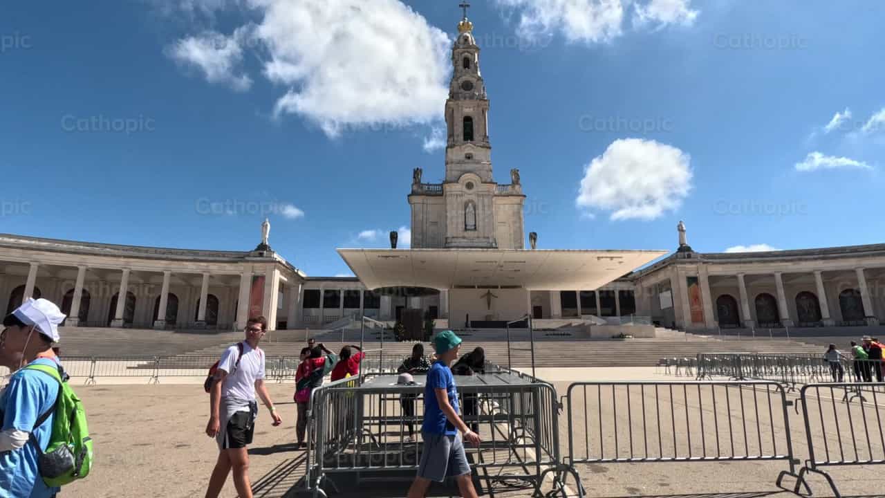 Santuario de Fatima - Banco de vídeos católicos - Fotografía por Saul Ibarra
