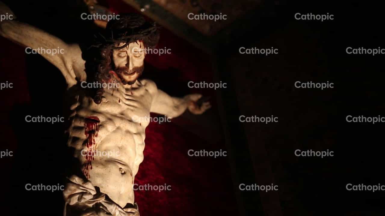 Crucifixo - Vídeos católicos de stock - Foto de Catholic Stuff