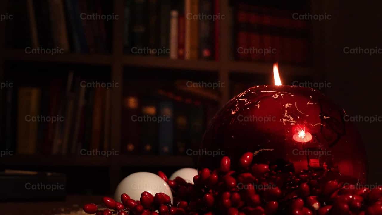 Vela de Navidad - Banco de vídeos católicos - Fotografía por Santiago de la Hoz