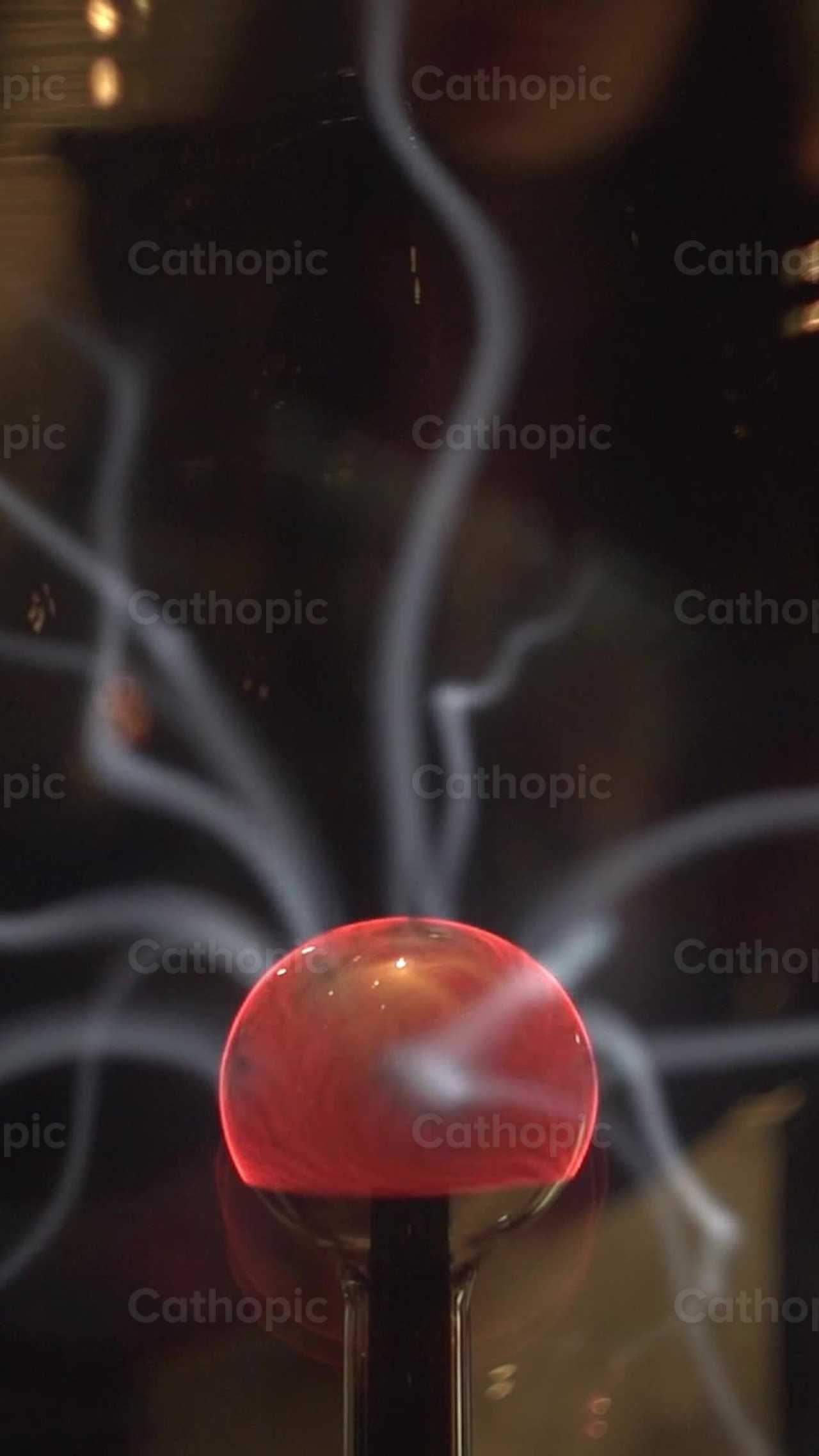 Electricidad - Banco de vídeos católicos - Fotografía por Lupe Belmonte