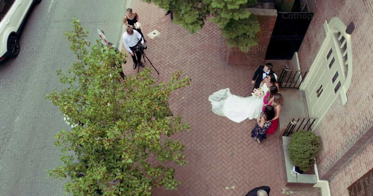 Vista aerea de la boda - Banco de vídeos católicos - Fotografía por Personally Catholic