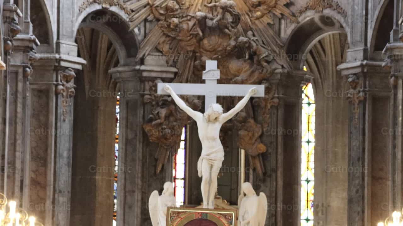Cristo - Banco de vídeos católicos - Fotografía por Saul Ibarra