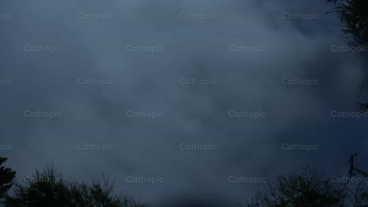 Noche estrellada - Banco de vídeos católicos - Fotografía por Frames Cristianos