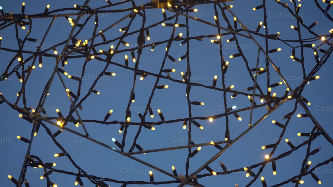 Luces de Navidad - Banco de vídeos católicos - Fotografía por Lupe Belmonte