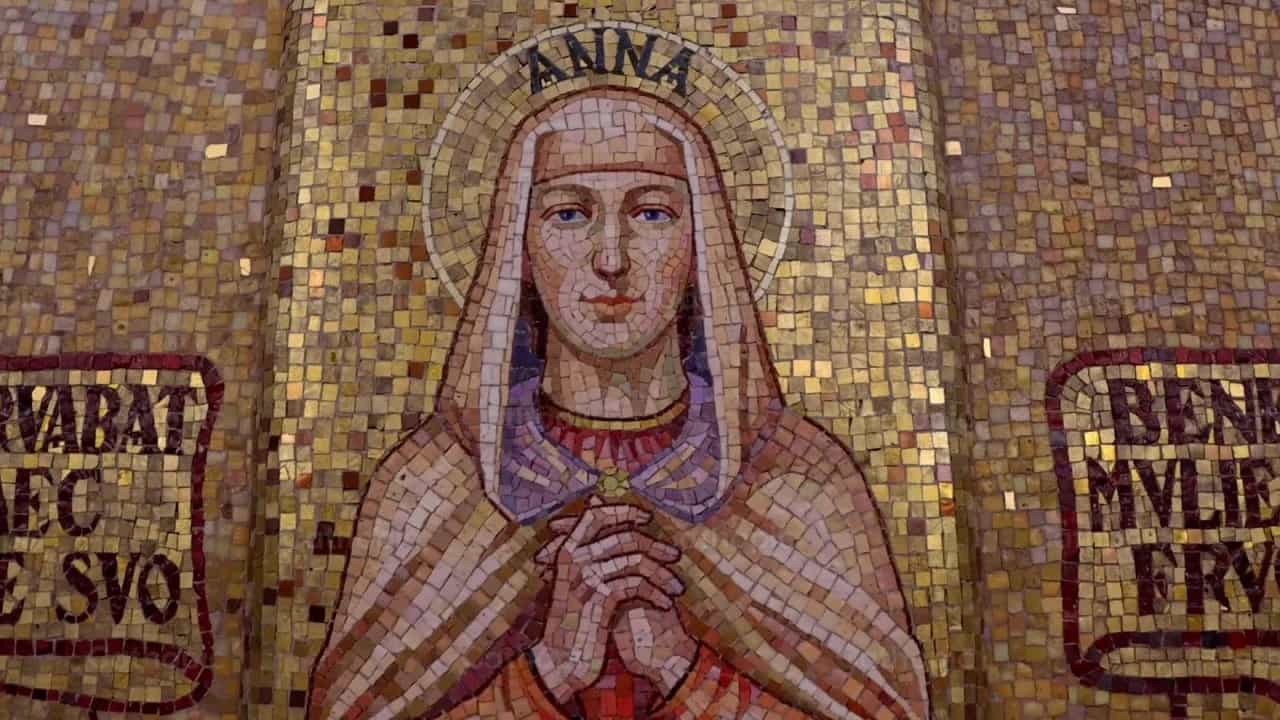 Anna Madre - Banco de vídeos católicos - Fotografía por Saul Ibarra