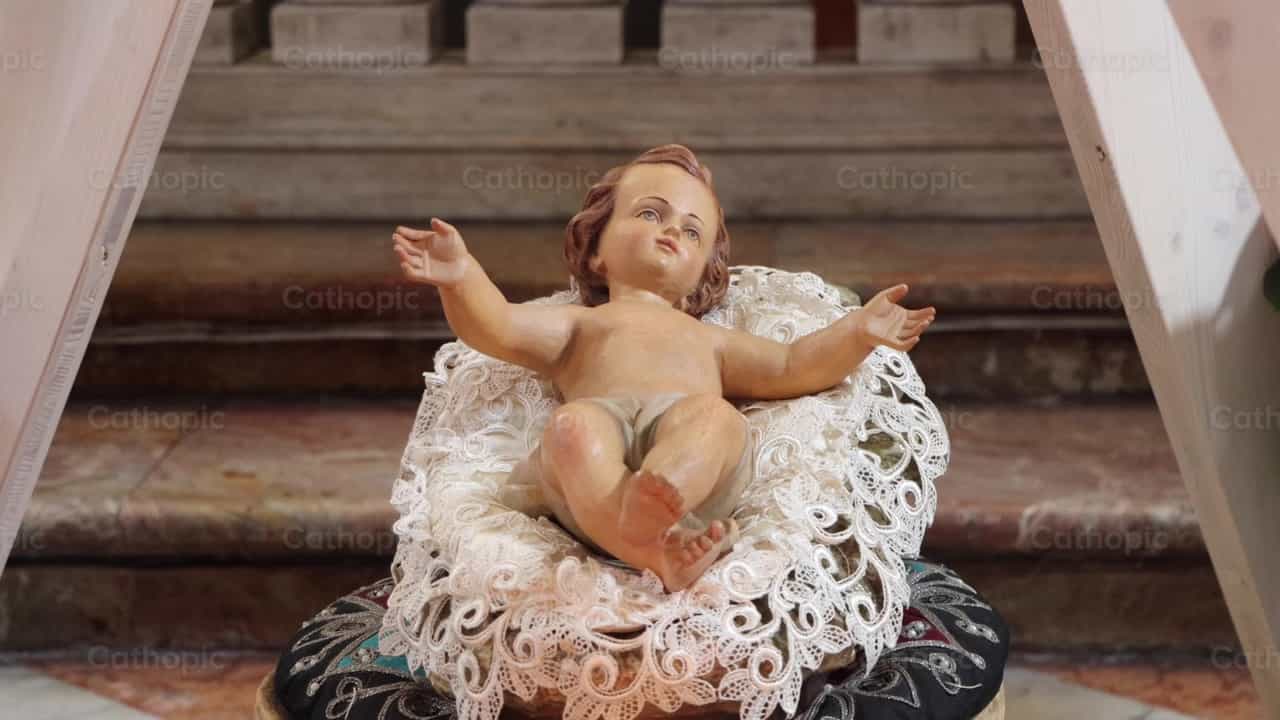 Bebe Jesus - Banco de vídeos católicos
