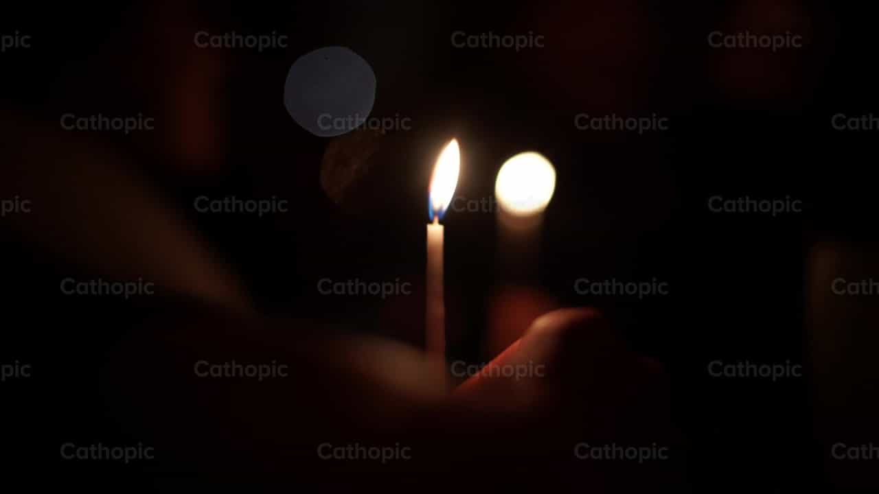 Vela - Banco de vídeos católicos - Fotografía por Lupe Belmonte