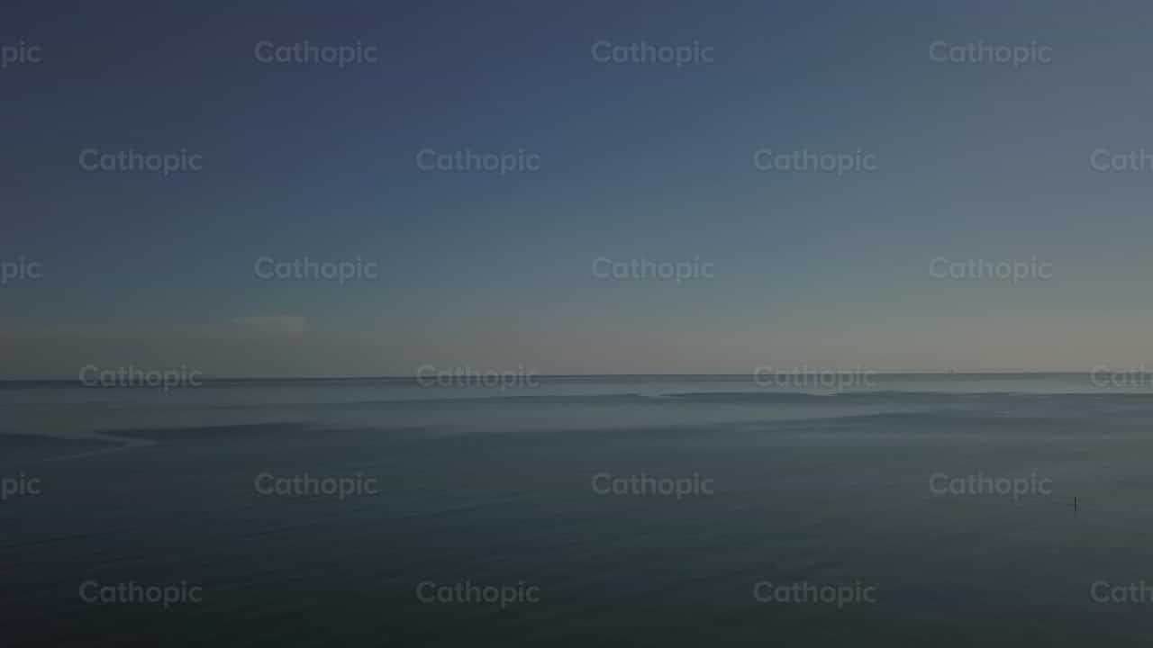 Sea of Love - Catholic stock videos - Photo by Saul Ibarra