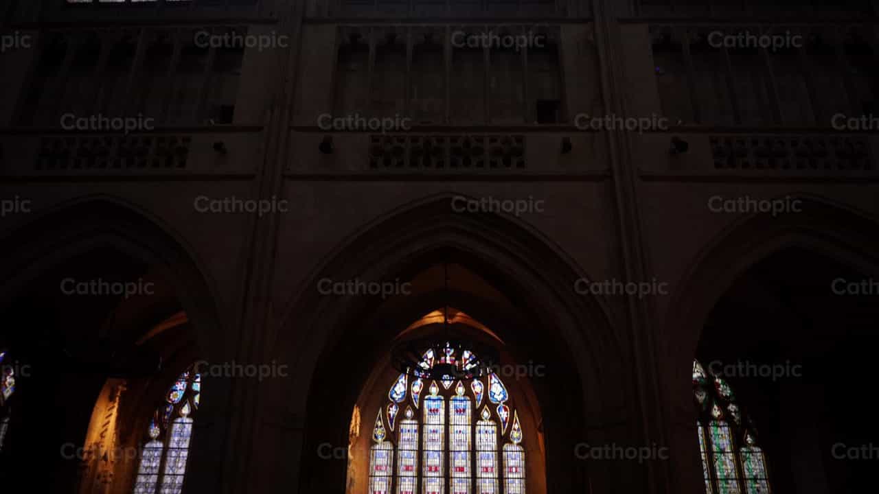 Catedral de Alençon - Banco de vídeos católicos - Fotografía por Lupe Belmonte