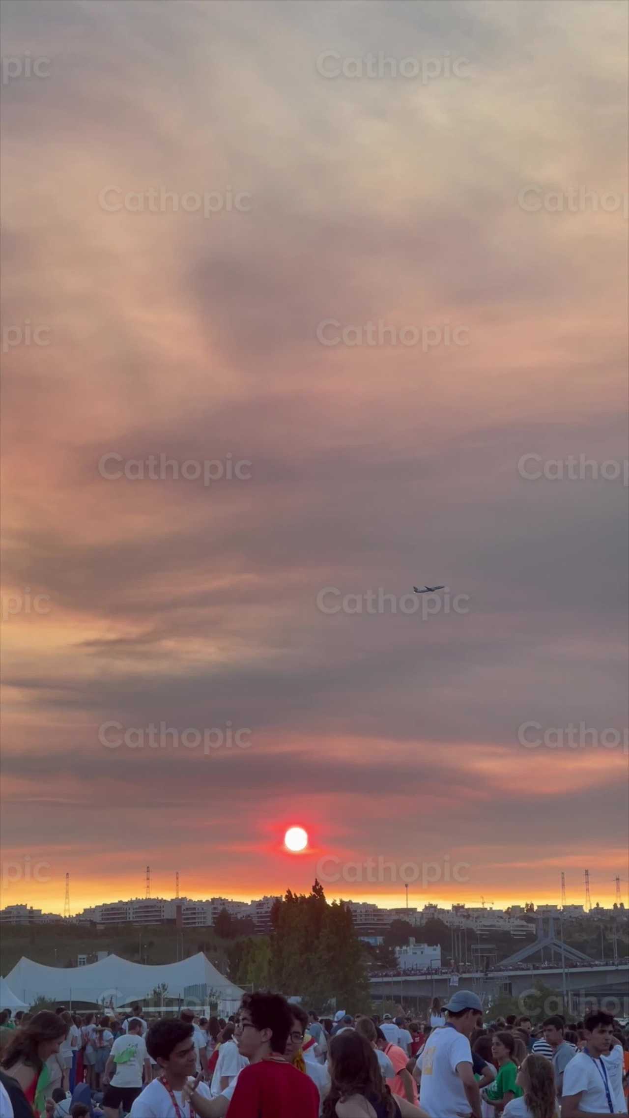 Atardecer - Banco de vídeos católicos