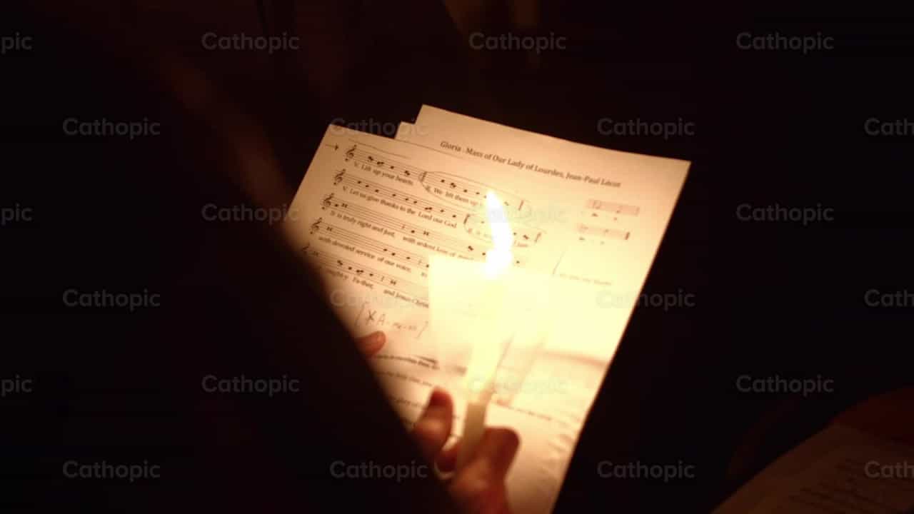 Secuencia de Vigilia Pascual - Banco de vídeos católicos - Fotografía por Catholic Stuff