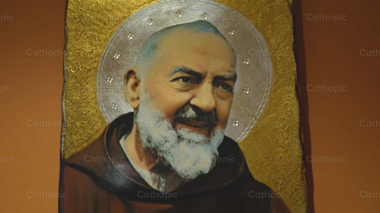 San Pío de Pietrelcina (toma 2) - Banco de vídeos católicos - Fotografía por Cathopic