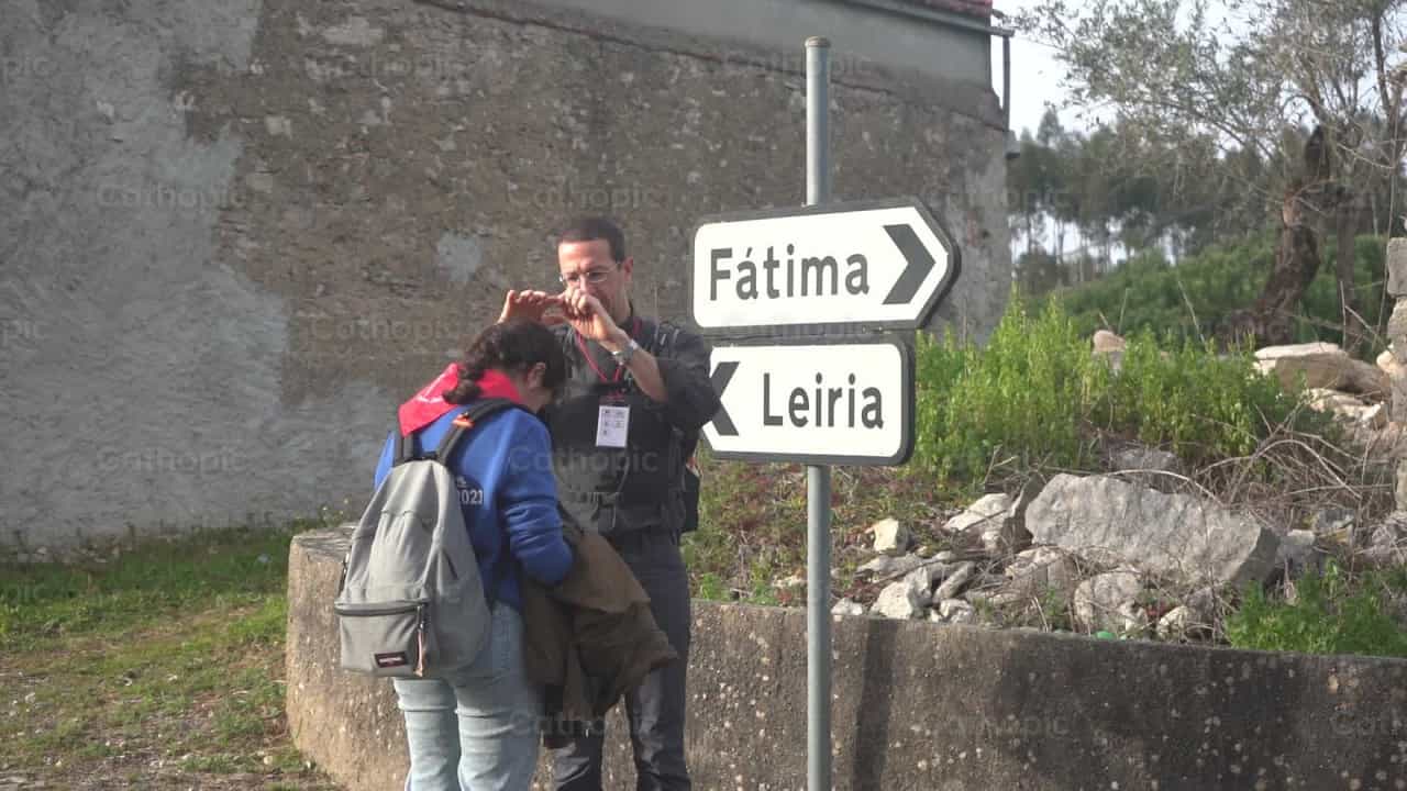 Confesión camino a Fátima - Banco de vídeos católicos