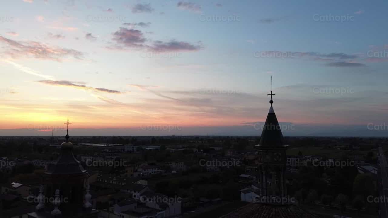 Pueblos - Banco de vídeos católicos