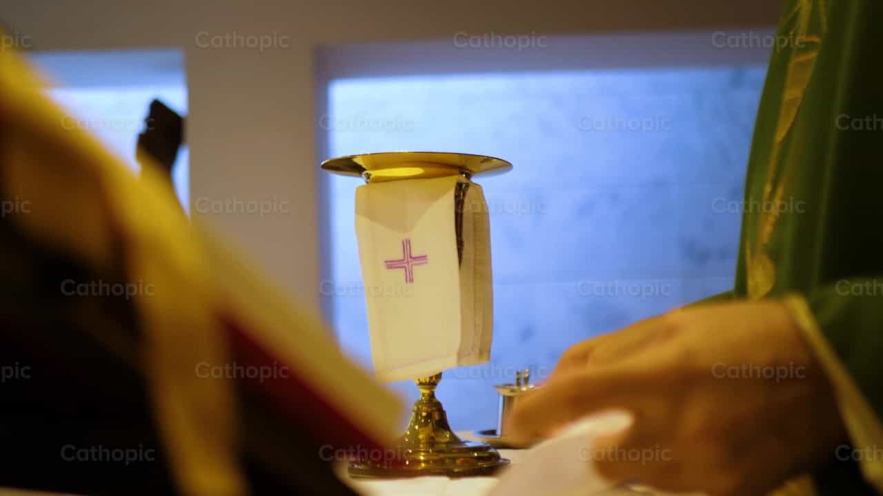 Misa - Banco de vídeos católicos - Fotografía por Cathopic