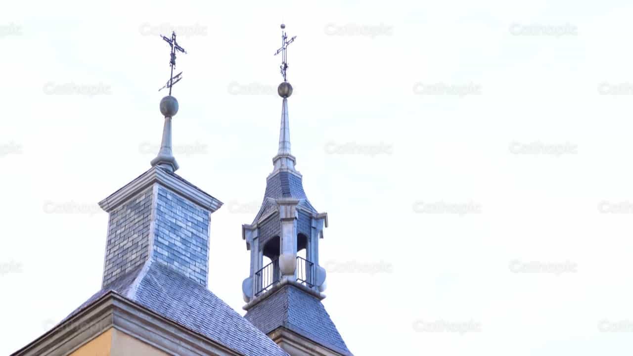 尖塔 - 天主教素材视频 - 摄影： Cathopic