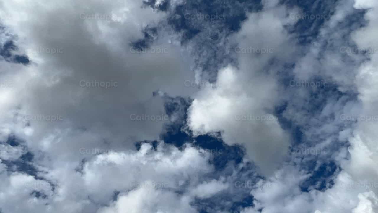 Nubes - Banco de vídeos católicos