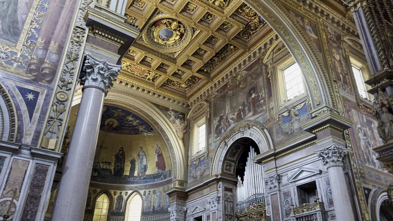Basíica San Juan de Letrán - Banco de vídeos católicos - Fotografía por Eduardo Perdomo