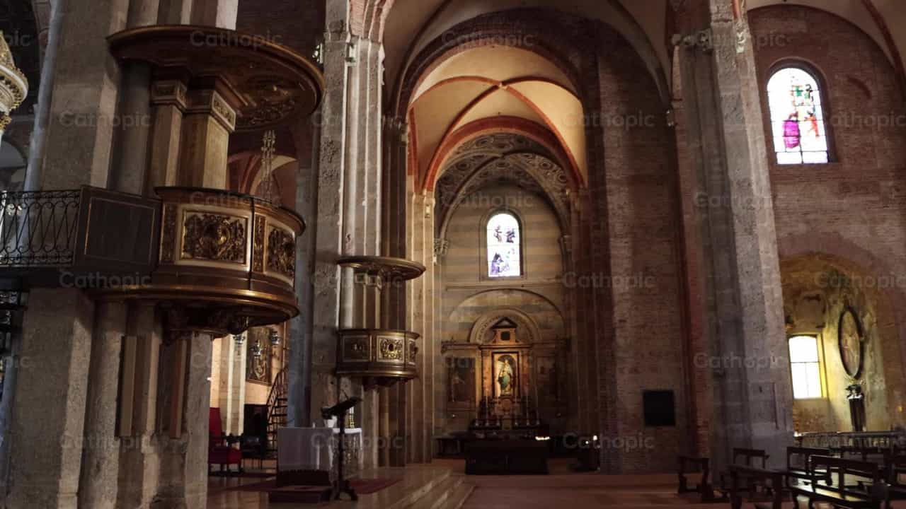 Altar - Banco de vídeos católicos