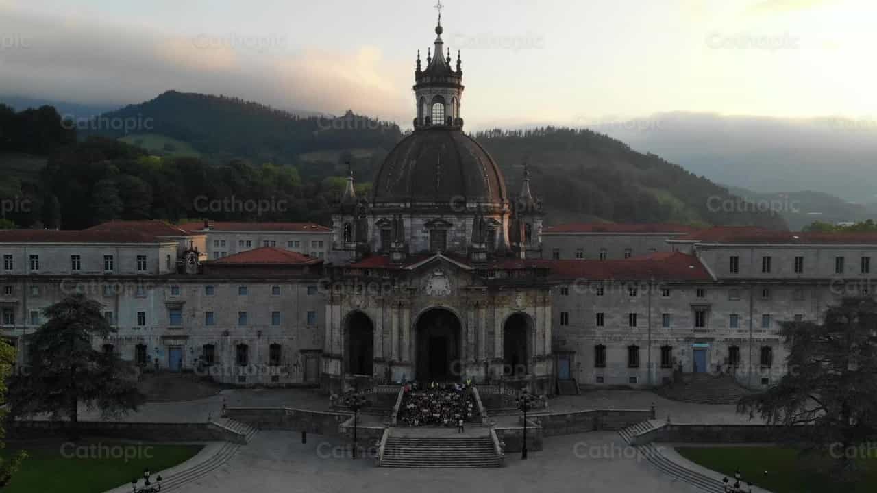 Loyola - Vídeos católicos de stock