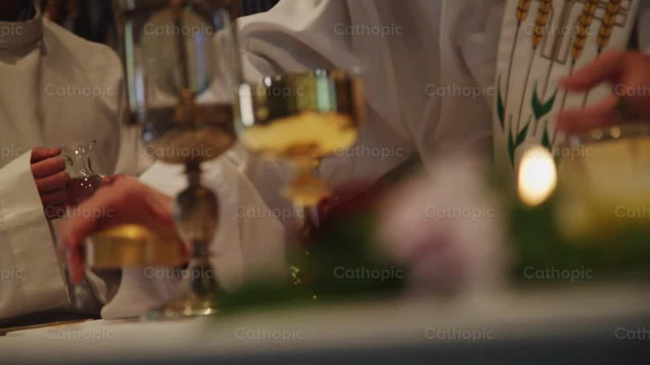 Purificación - Banco de vídeos católicos - Fotografía por Catholic Stuff