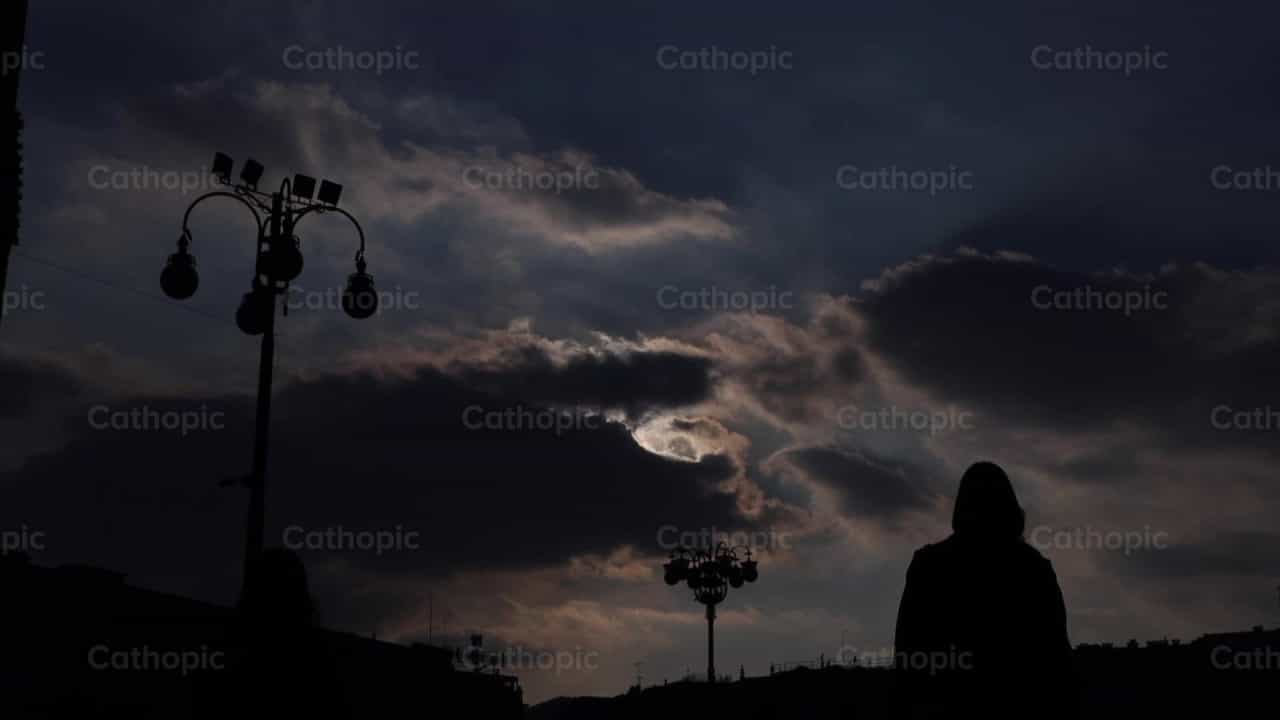 Atardeceres de vida - Banco de vídeos católicos - Fotografía por Saul Ibarra