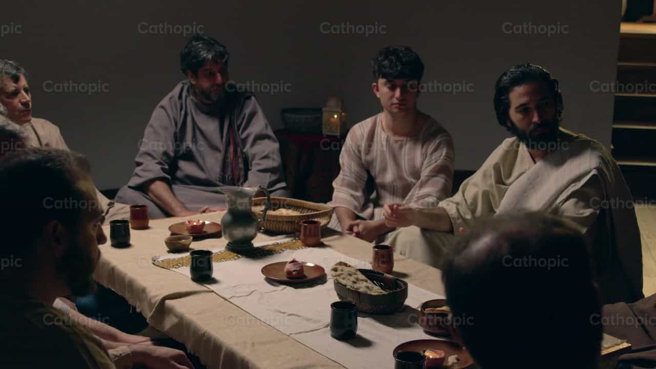 Nehmt und trinkt alle daraus – Das Letzte Abendmahl - Katholische Stock-Videos - Foto von Cathopic